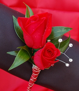 Red Sweetheart Rose Boutonniere - Red