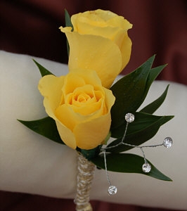 Yellow Sweetheart Rose Boutonniere - Gold